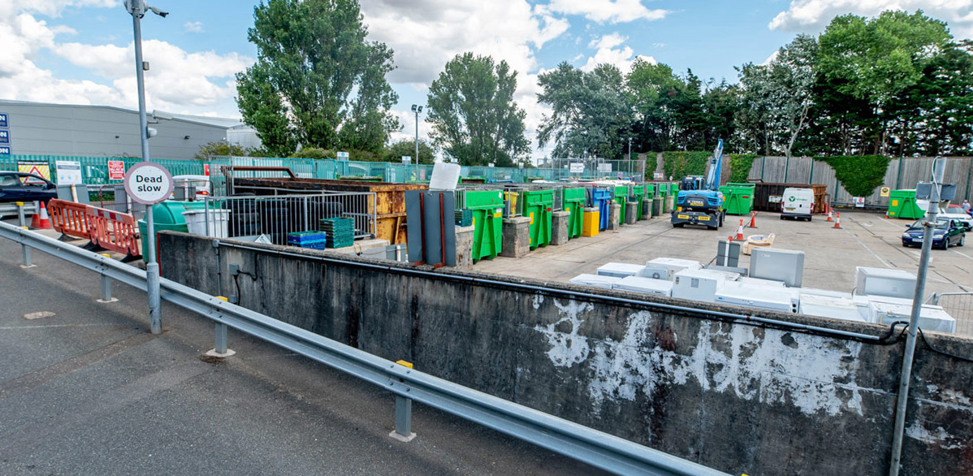 nojs Skips at Bognor Regis recycling centre