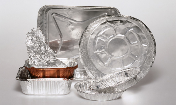 Aluminium foil and containers