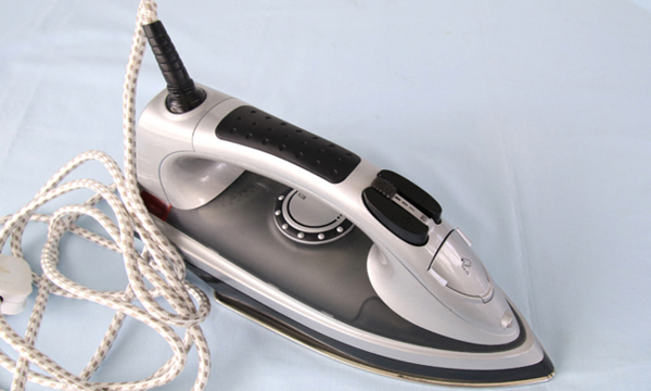 A clothes iron.