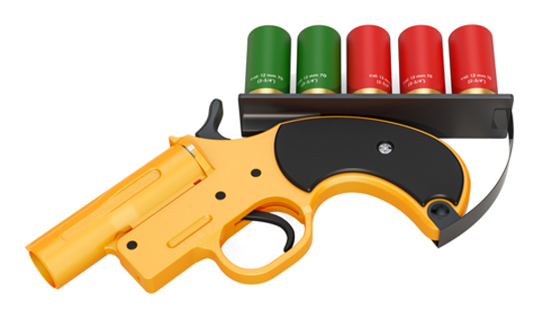 A marine flare gun and 5 flares.