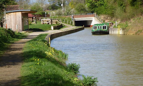 The Wey and Arun canal